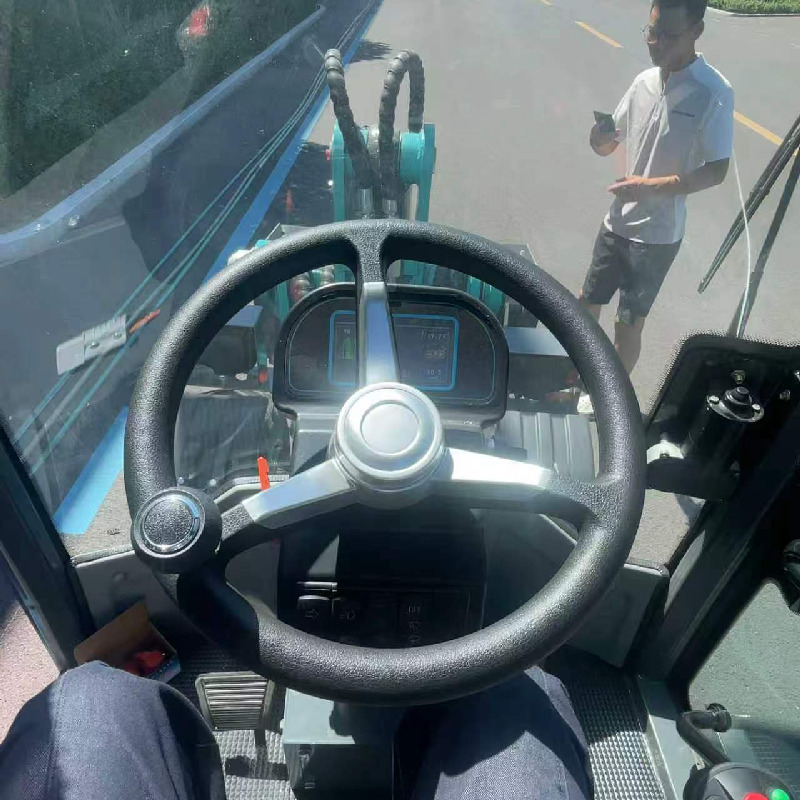 EV600 ELECTRIC DUMPER - Image 3
